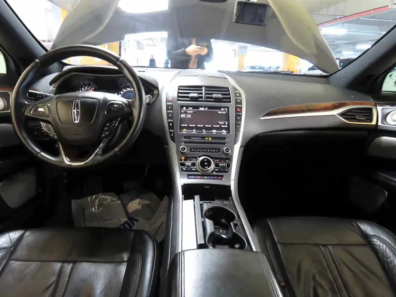 Lincoln Mkz
