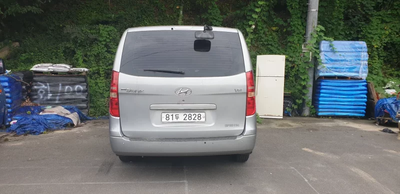 Hyundai Starex