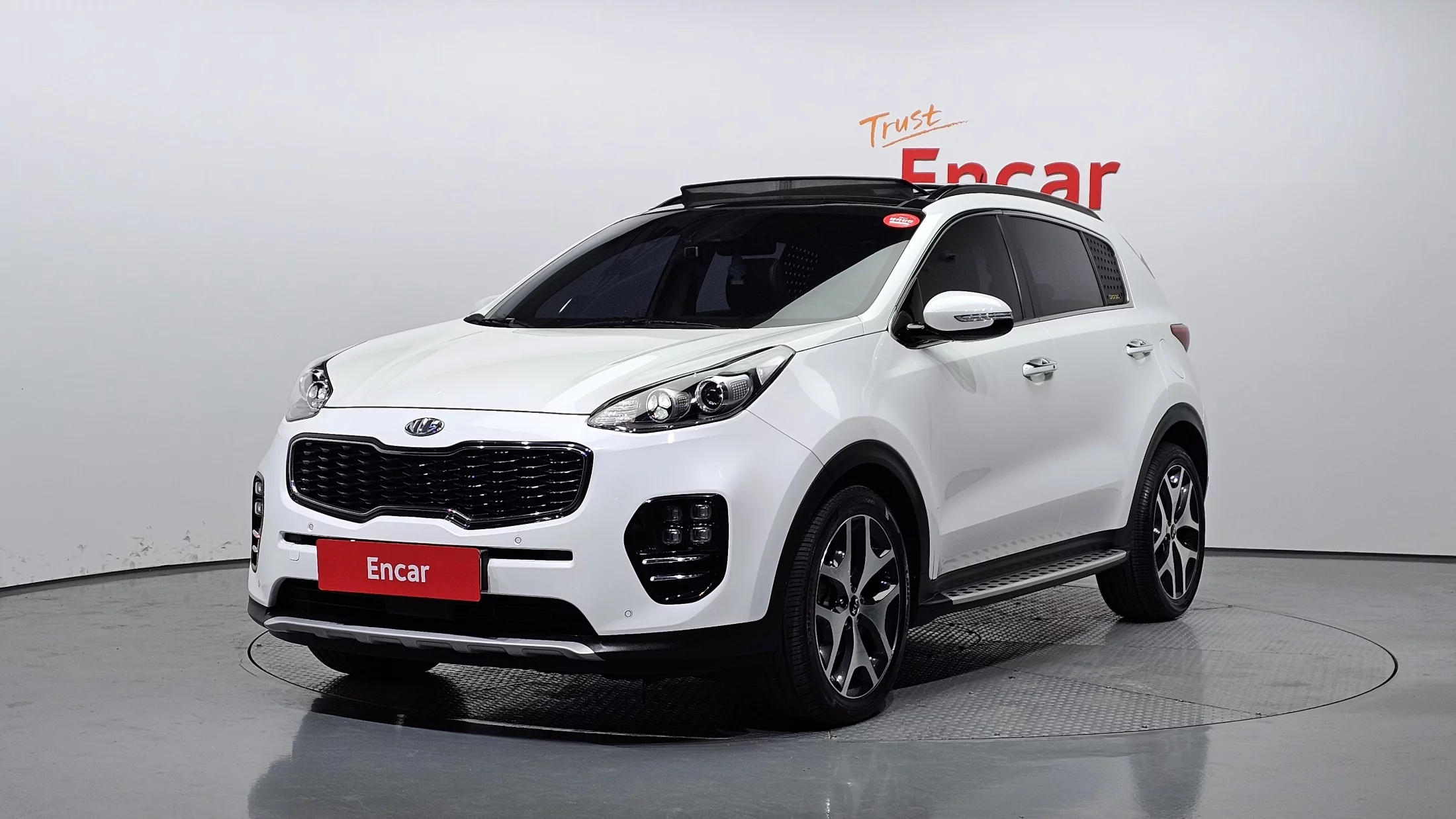 Продажа авто Kia Sportage 2017 года из Кореи, лот №37579310