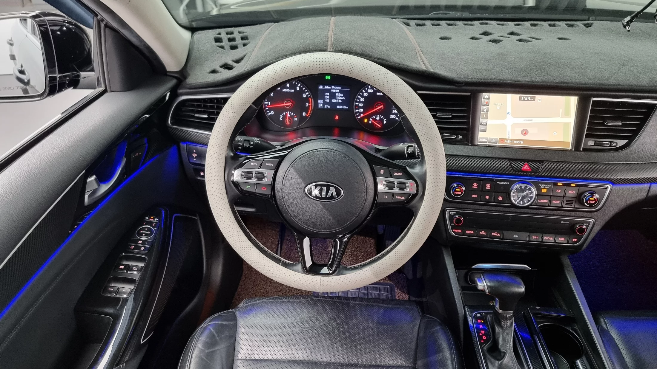 Kia K7 2016 г. лот №37591758 из Кореи, цены с доставкой во Владивосток.