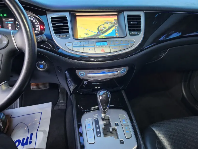 Hyundai Genesis