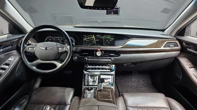 Genesis EQ900