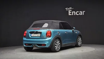 MINI Cooper Convertible