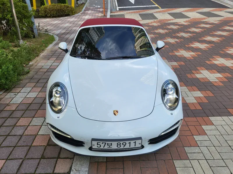 Porsche 911