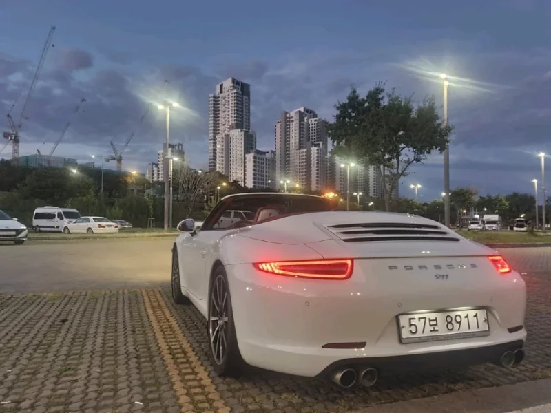 Porsche 911