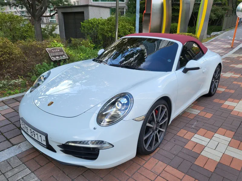 Porsche 911