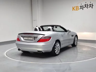 Mercedes-Benz SLK-Class