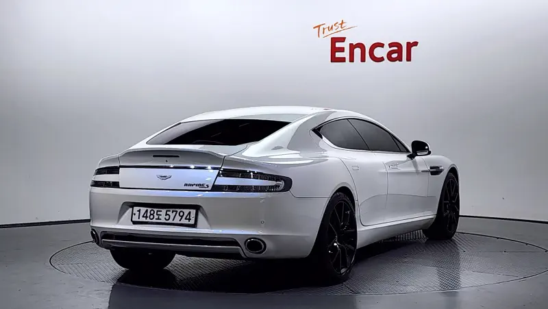 Aston Martin Rapide