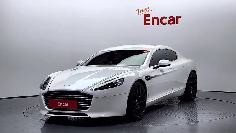 Aston Martin Rapide