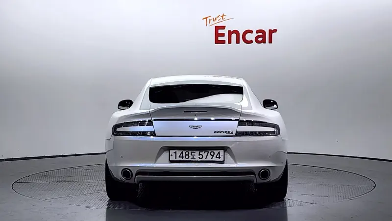 Aston Martin Rapide