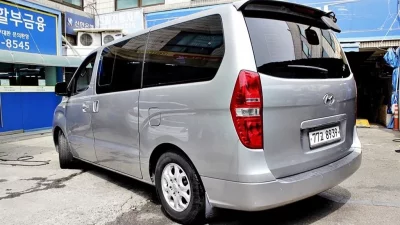 Hyundai Starex