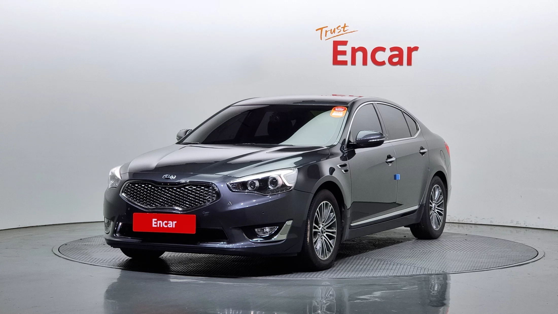 Kia K7 2015 г. лот №37608965 из Кореи, цены с доставкой во Владивосток.