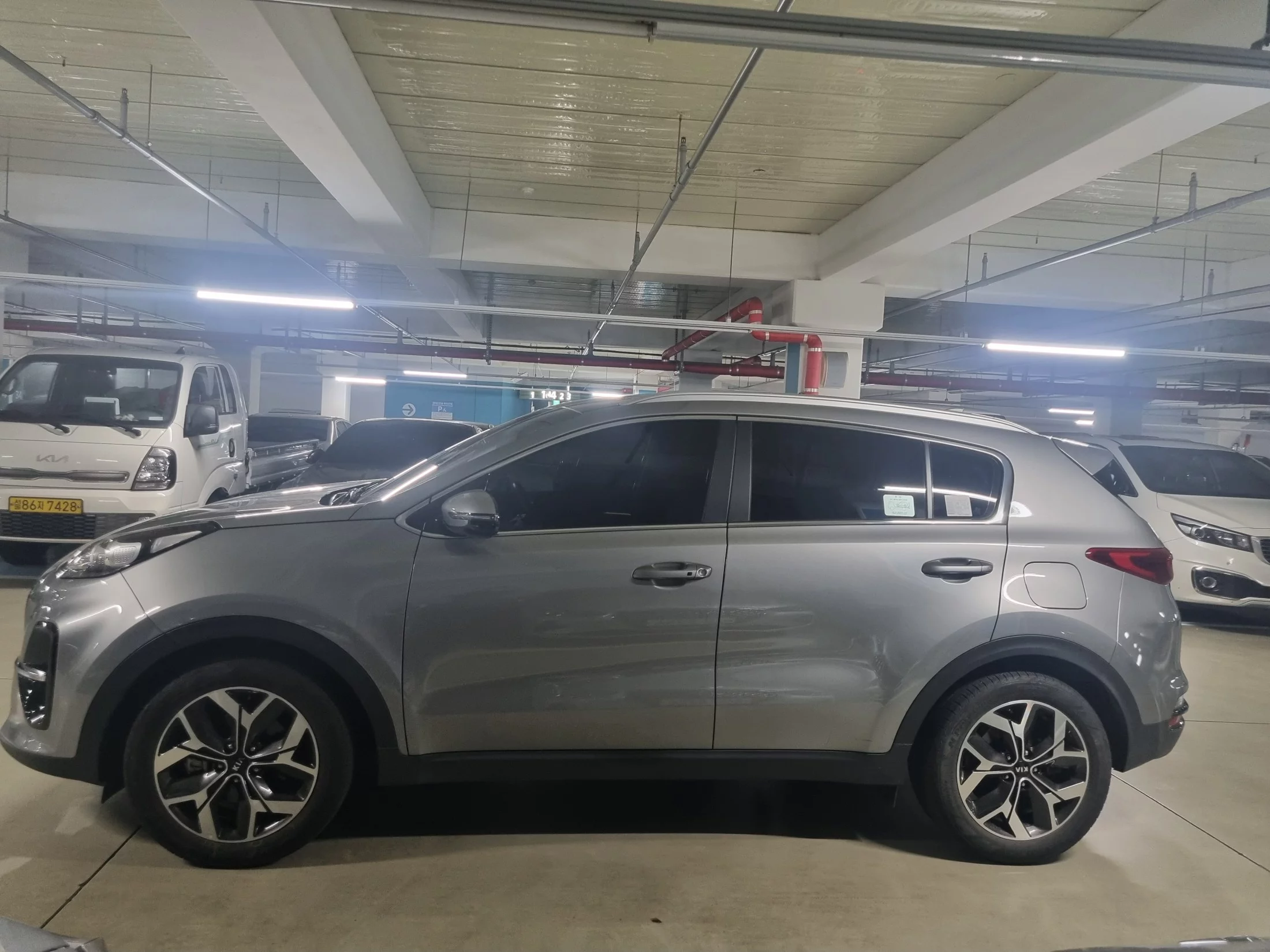 Kia Sportage 2018 г. лот №37615013 из Кореи, цены с доставкой во  Владивосток.