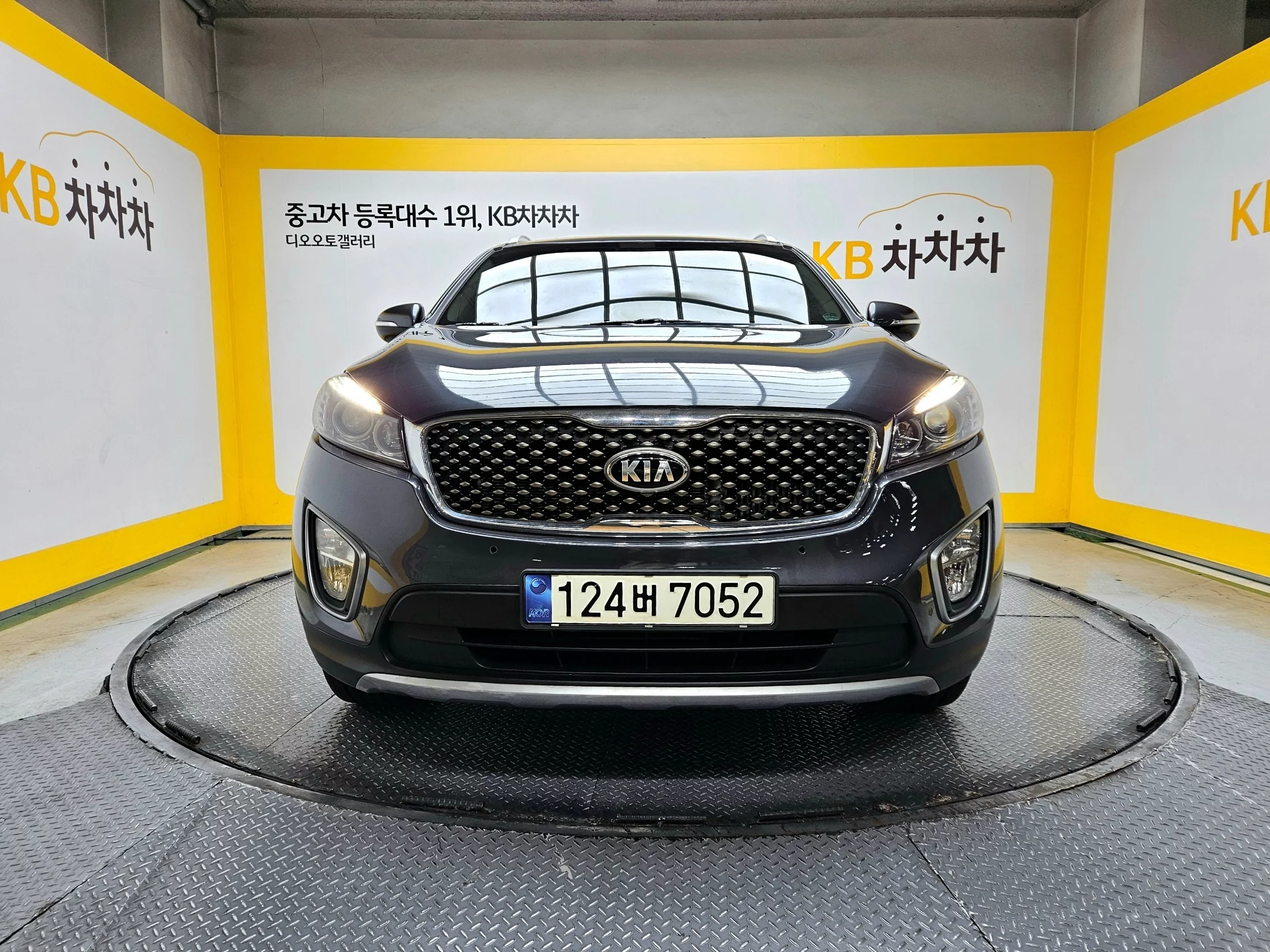 Kia Sorento 2015 г. лот №37623725 из Кореи, цены с доставкой во Владивосток.