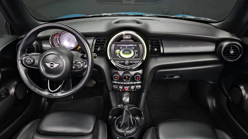 MINI Cooper Convertible