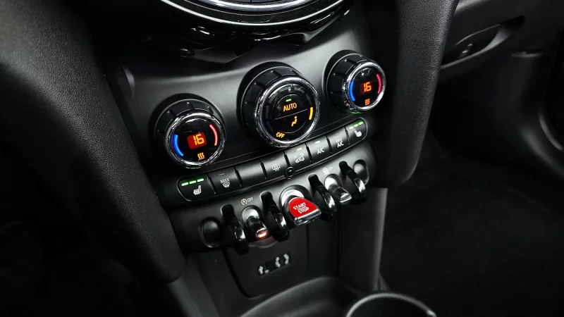 MINI Cooper Convertible