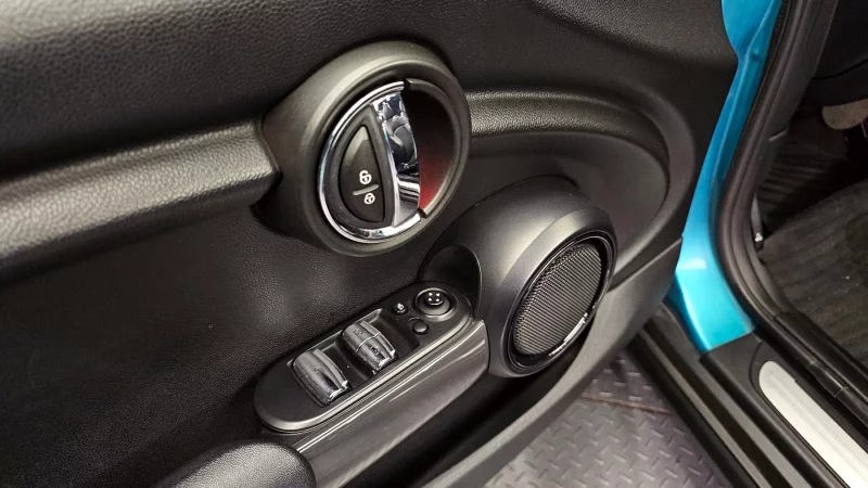 MINI Cooper Convertible