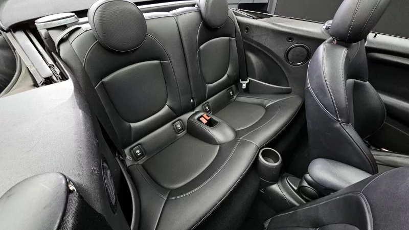 MINI Cooper Convertible