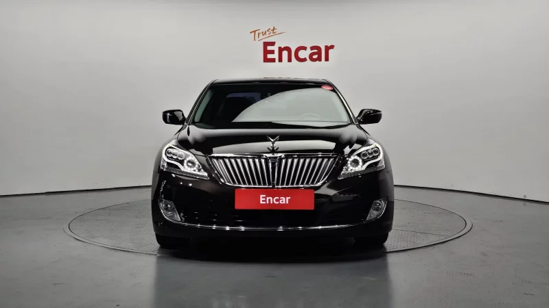 Hyundai Equus