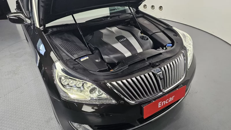 Hyundai Equus