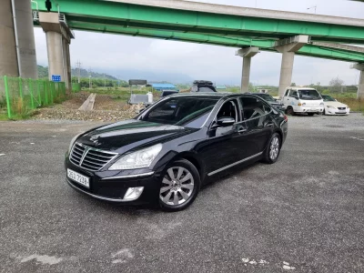 Hyundai Equus