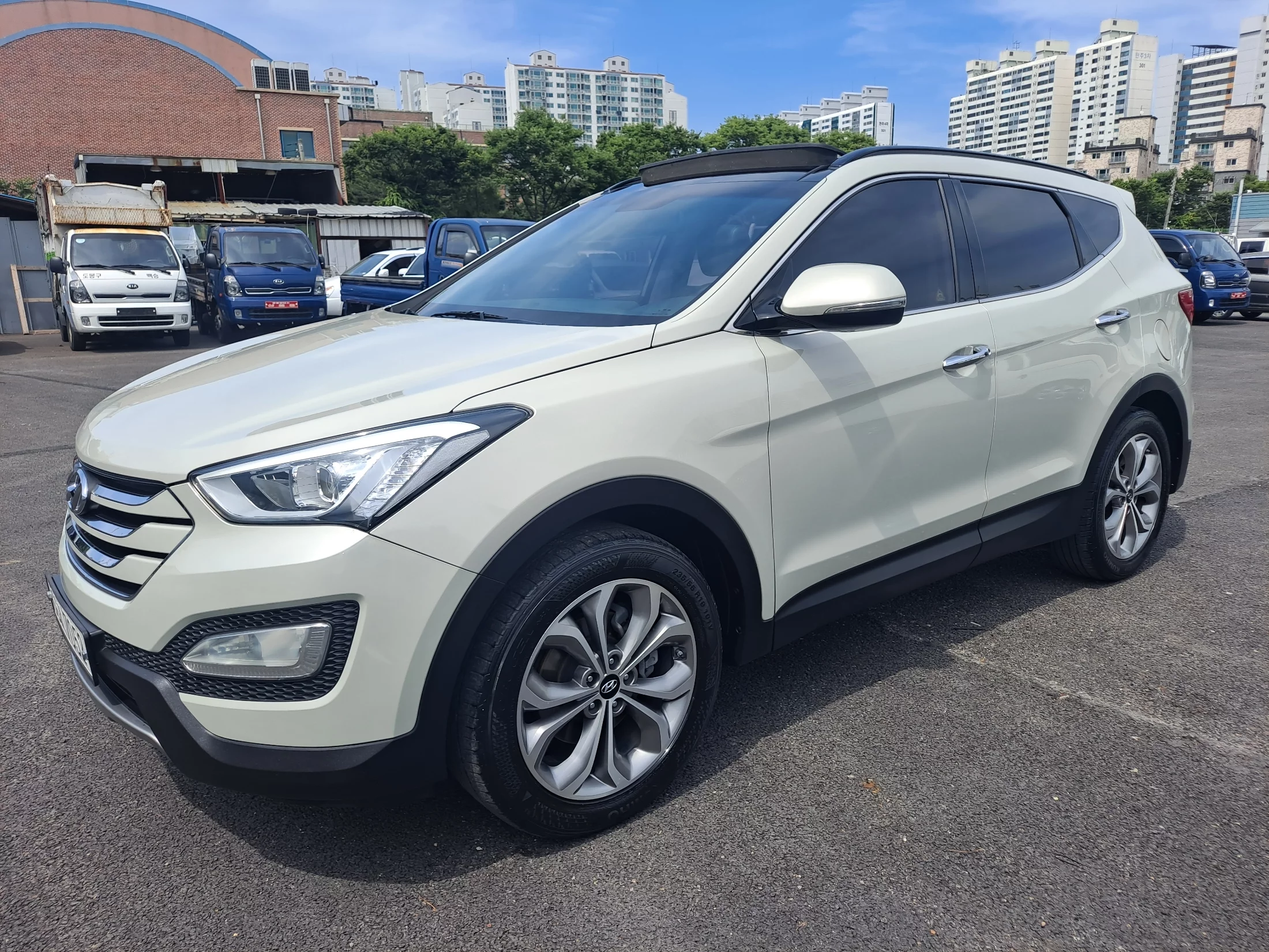 HYUNDAI SANTA FE 2014 г. лот №37628571 из Кореи, цены с доставкой во  Владивосток.