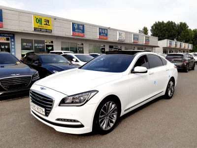 Hyundai Genesis