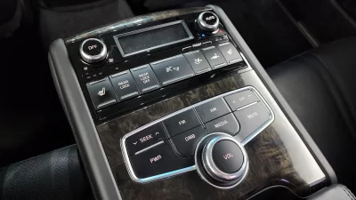 Kia K9