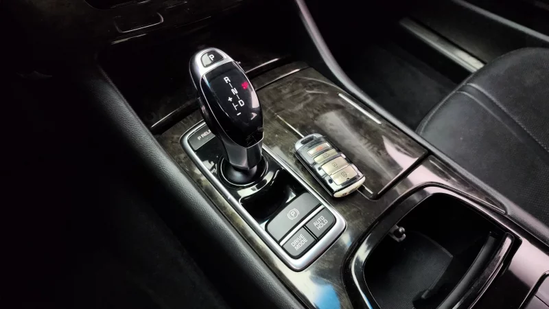 Kia K9
