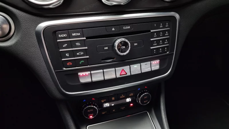 Mercedes-Benz GLA-Class