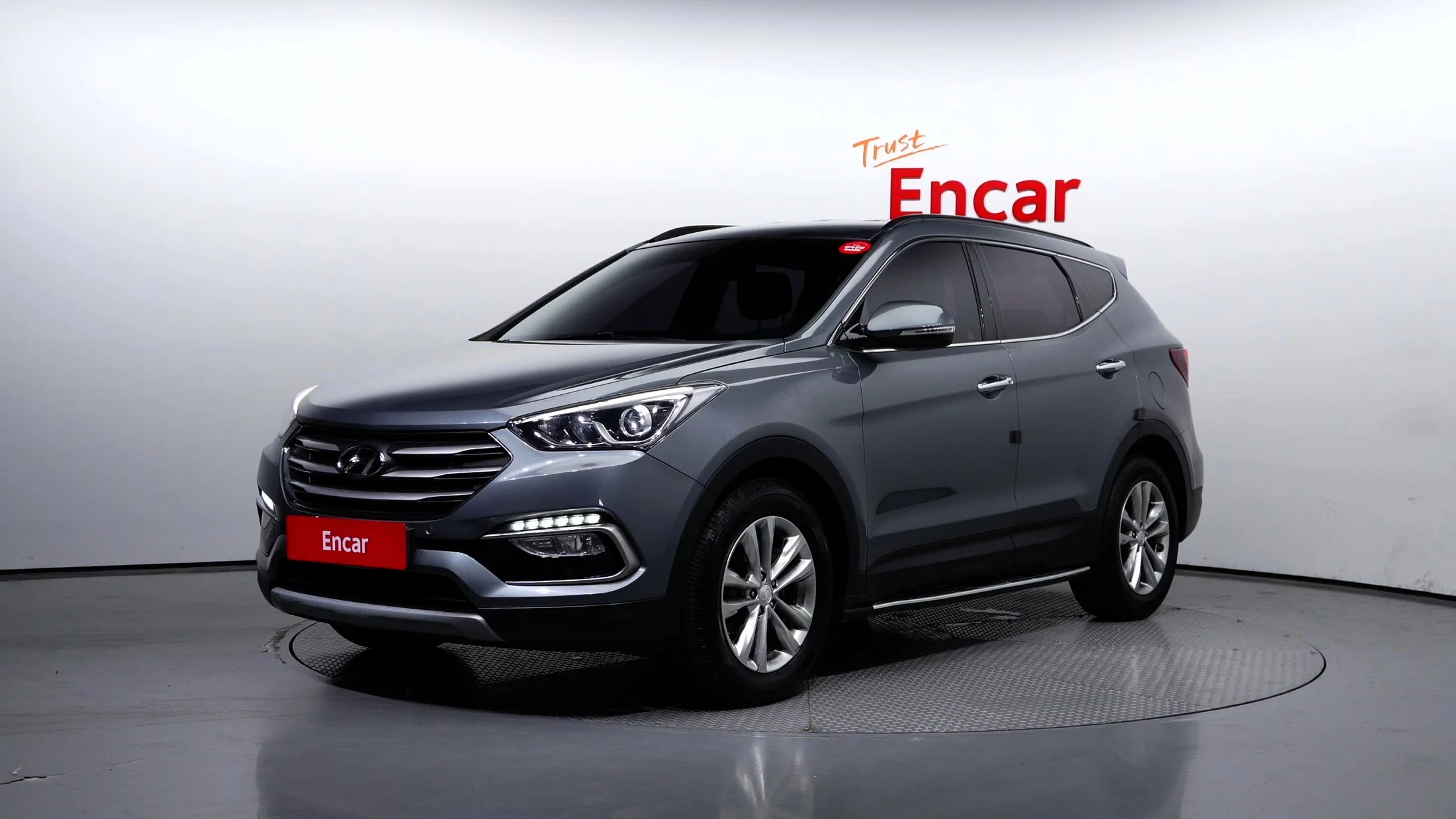 Hyundai Santa Fe 2017 г. лот №37680635 из Кореи, цены с доставкой во  Владивосток.