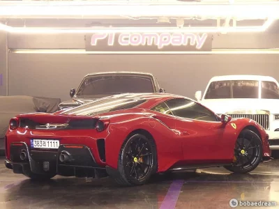 Ferrari 488