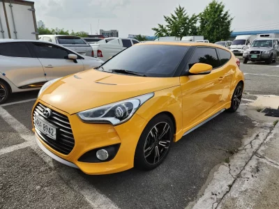 Hyundai Veloster