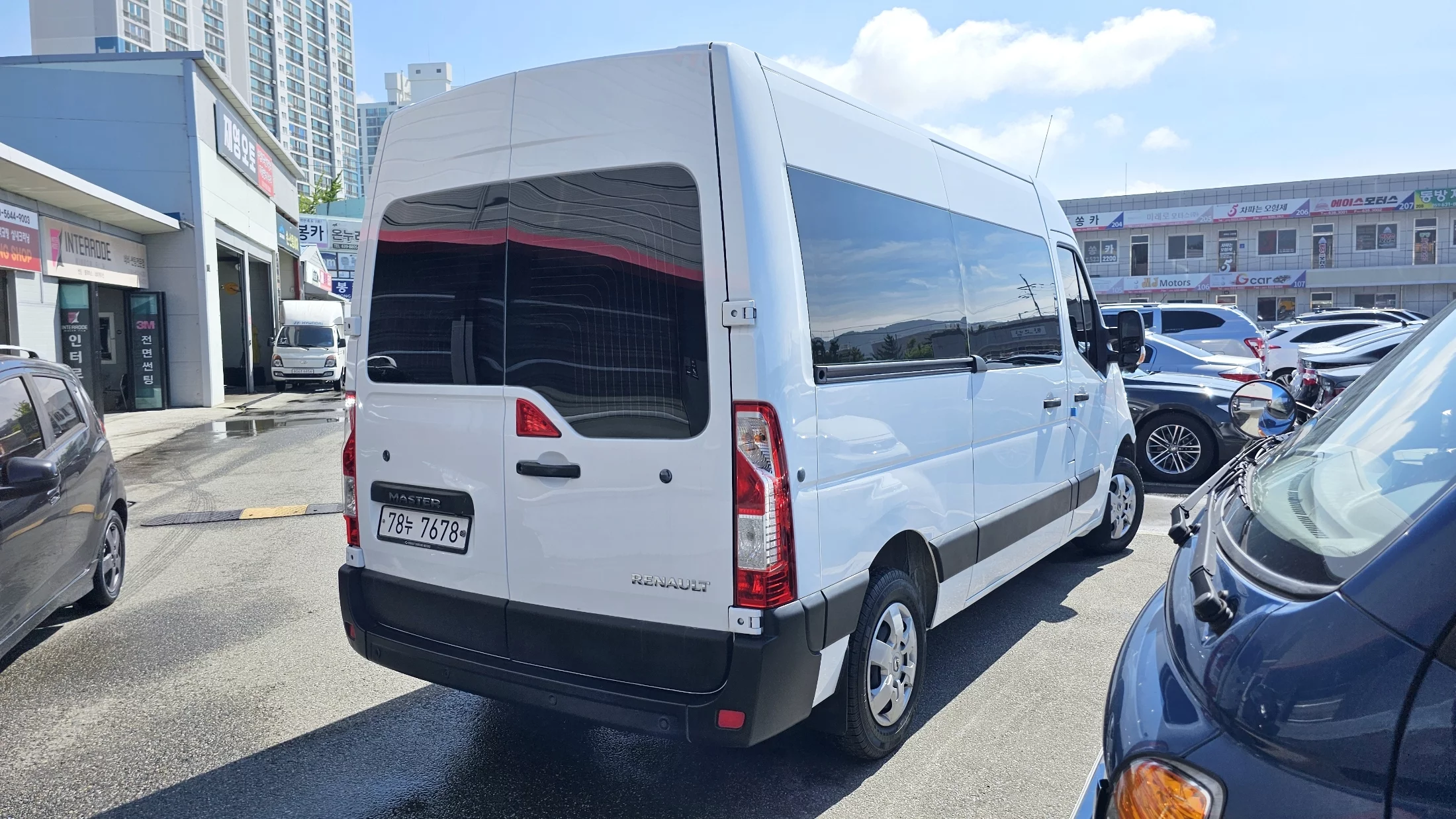 Renault Samsung Master 2020 г. лот №37704838 из Кореи, цены с доставкой во  Владивосток.