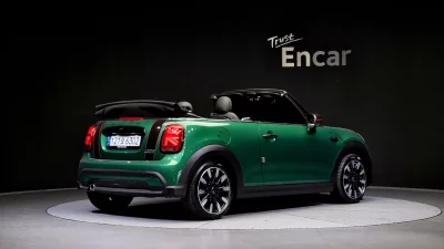 MINI Cooper Convertible