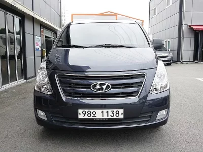 Hyundai Starex