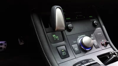 Lexus CT200h