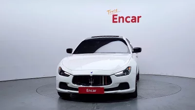 Maserati GHIBLI