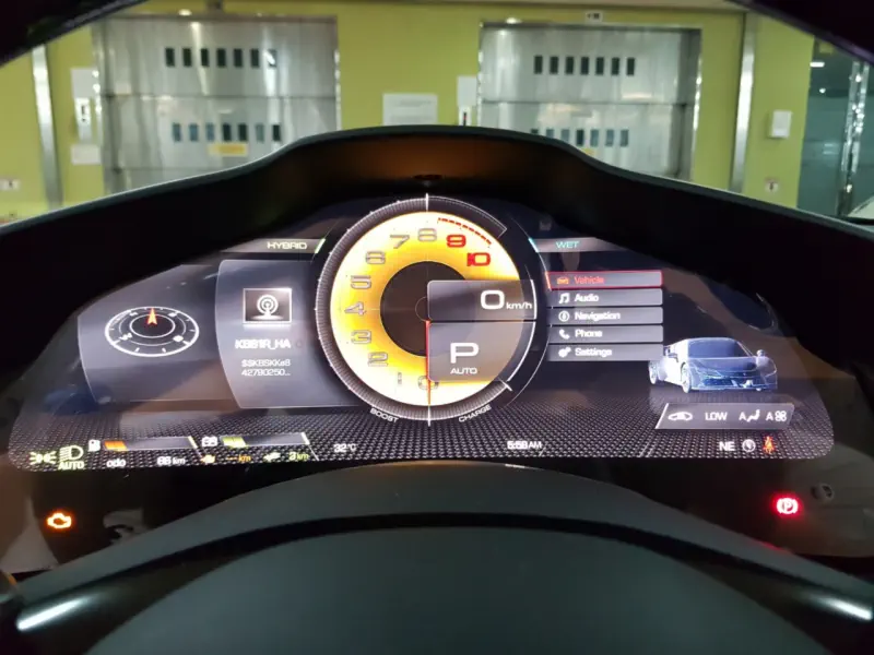 Ferrari SF90