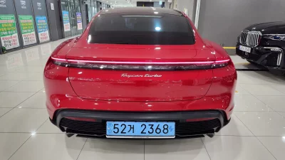 Porsche TAYCAN