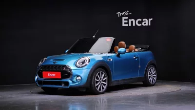 MINI Cooper Convertible