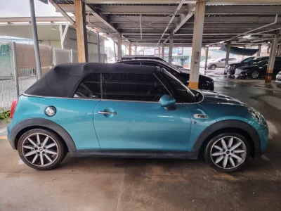 MINI Cooper Convertible