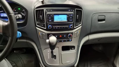 Hyundai Starex