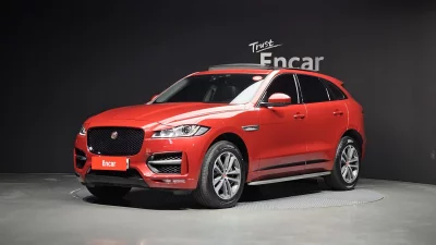 Jaguar F-PACE