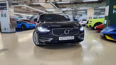 Volvo S90