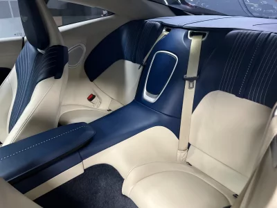 Astonmartin DB11