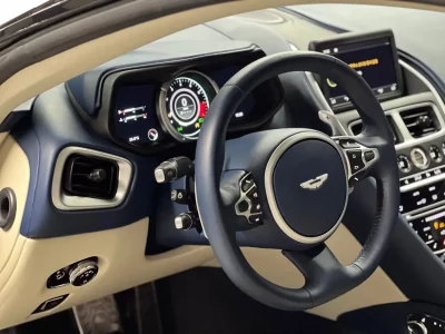 Astonmartin DB11