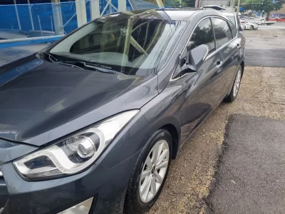 Hyundai I40