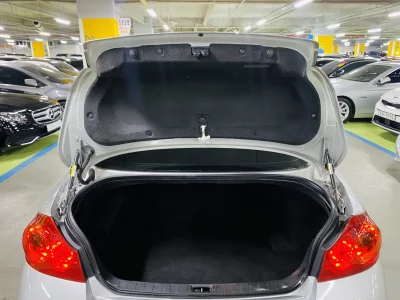 Infiniti G