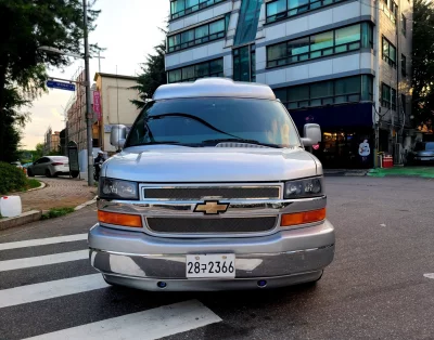 Chevrolet Express Van